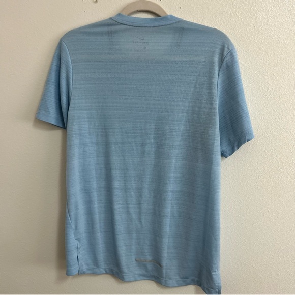 4/$10 Nike Dri Fit men's athletic shirt - Picture 4 of 4